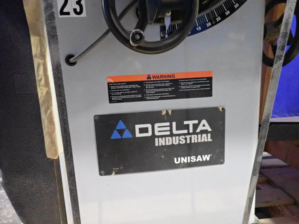 Delta 80" X 27" Table Saw - 36-l53l