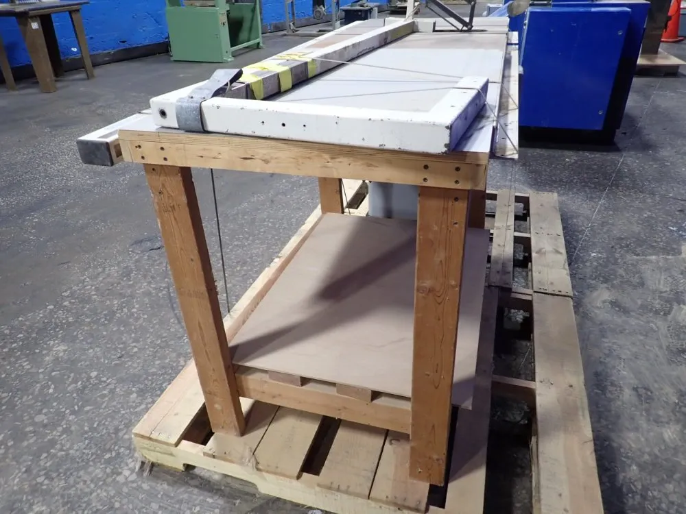 Delta 80" X 27" Table Saw - 36-l53l