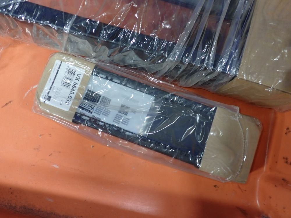 Rittal Base/trim Panels - Vx 8640.032