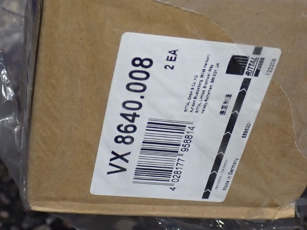 Rittal Base/trim Panels - Vx 8640.032