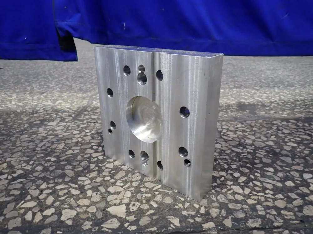 10" X 10" Hydraulic Control Block