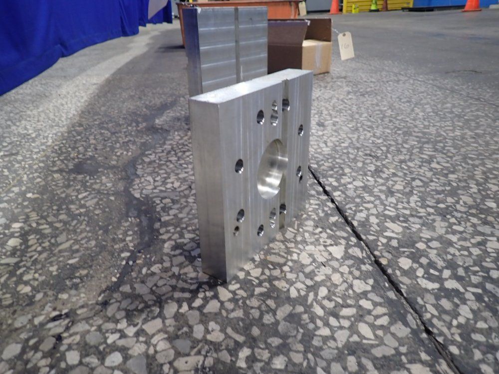 10" X 10" Hydraulic Control Block