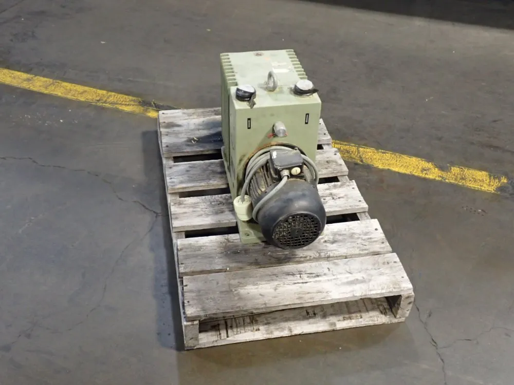 Pfeiffer Pump - Duo 03a