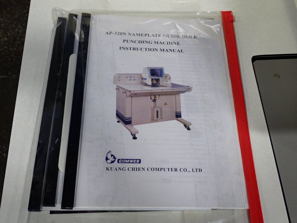 39" X 24" Nameplate Guide Hole Punching Machine - Ap-320n