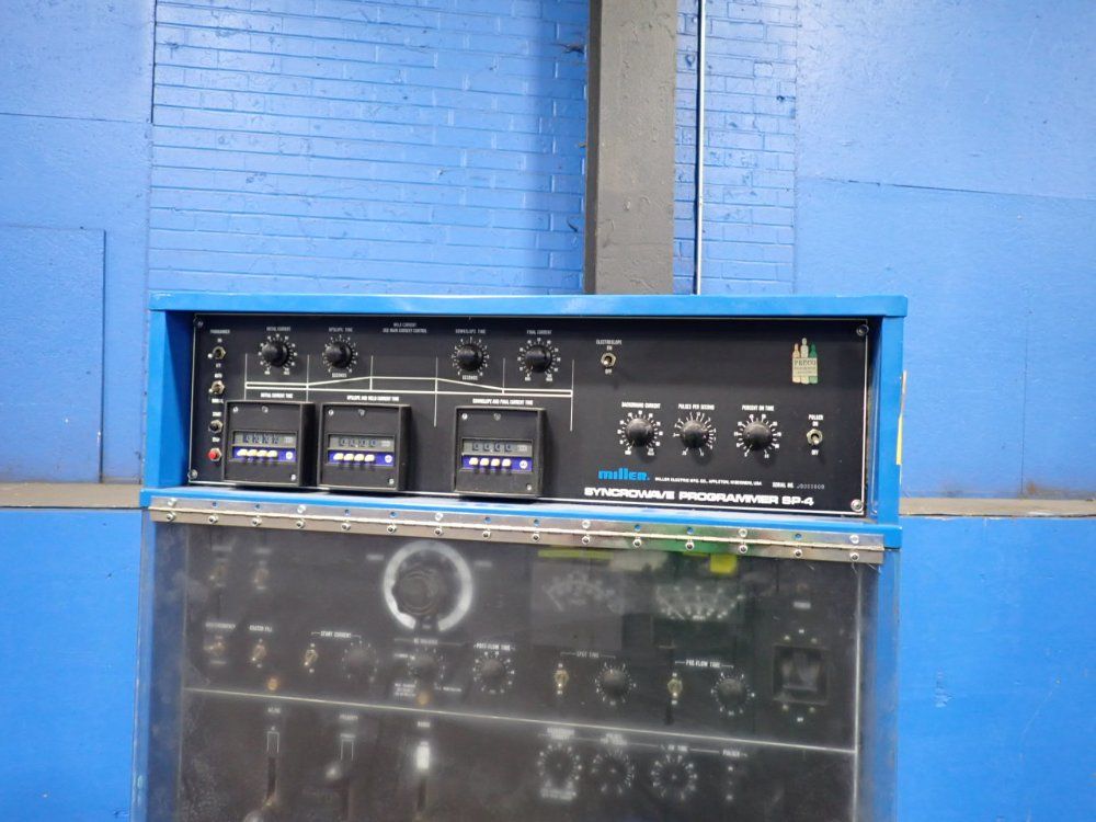 Miller 300 A Welder - Syncrowave 300