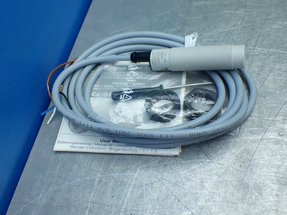 Carlo Gavazzi Capacitive Proximity Switch - Ca18can12na