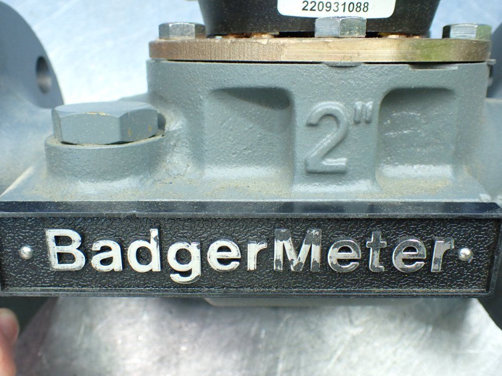 Badger Meter 2" Turbine Flow Meter - It-bc2-b-f2y2-u8-l1-y1-2-xx-nln