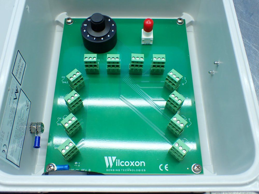 Wilcoxon 12-channel Vibration Sensor Switchbox - Vll12bf-g-n-s