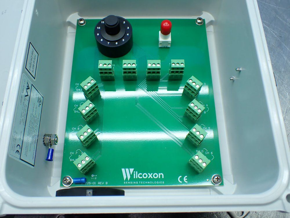 Wilcoxon 12-channel Vibration Sensor Switchbox - Vll12bf-g-n-s