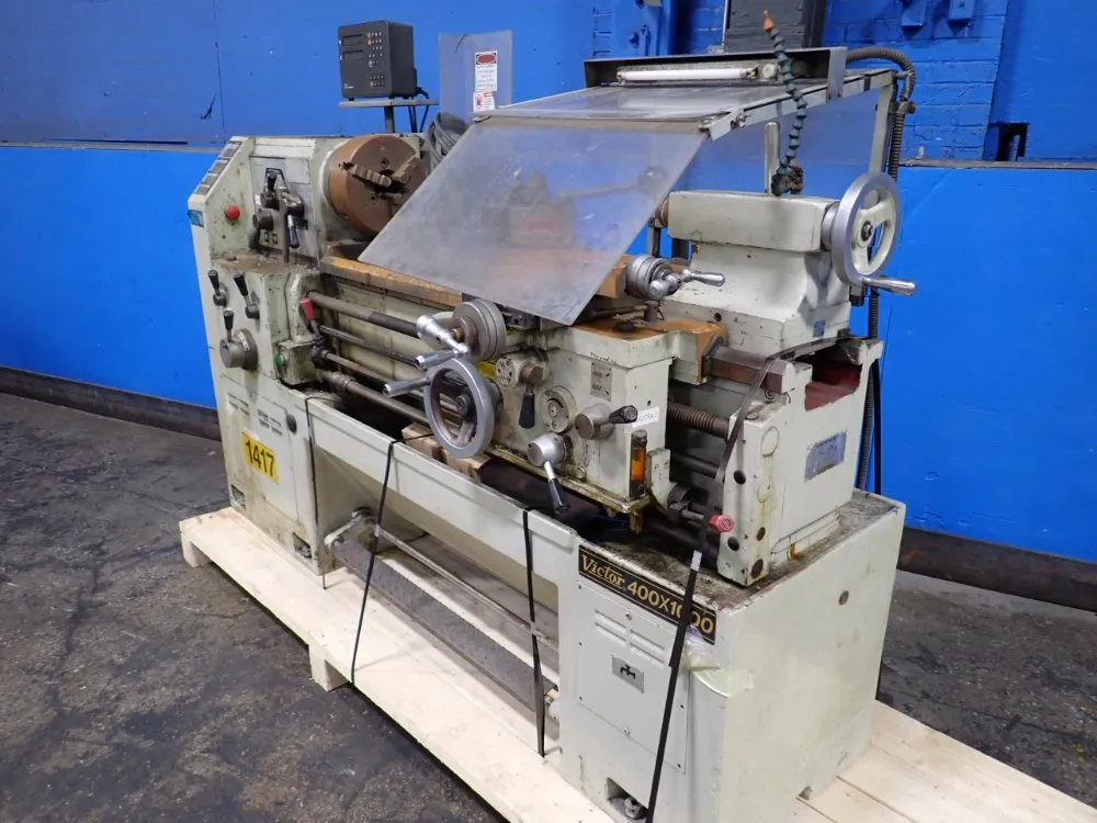 Victor / Taichung Machinery 20" X 40" Lathe - 400x1000
