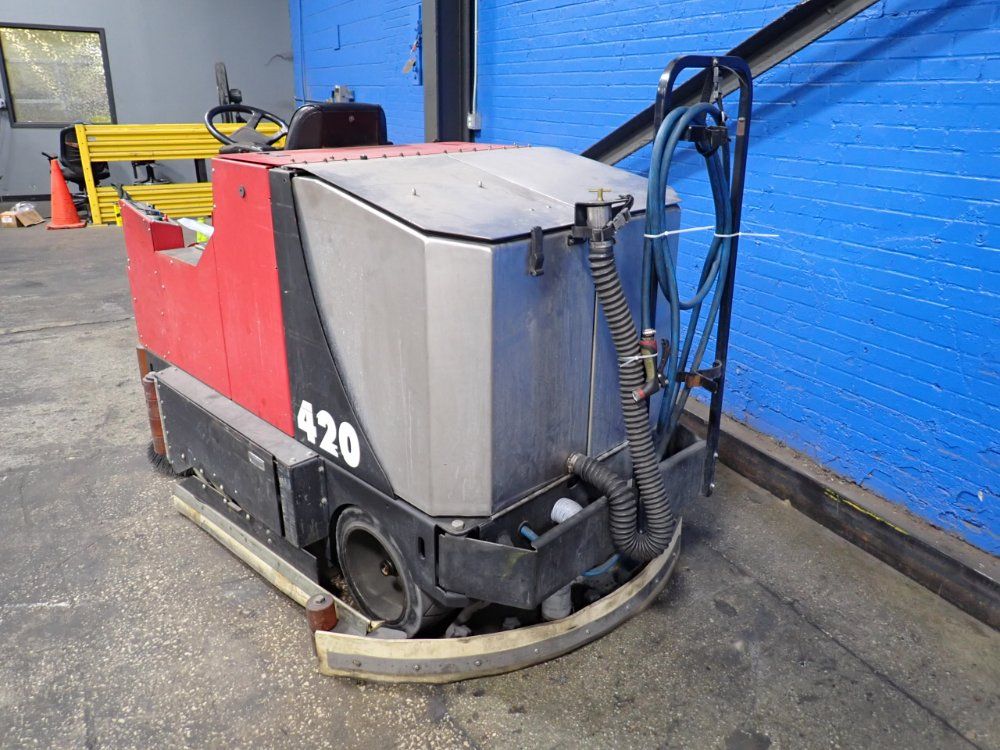 Factory Cat Sweeper - 420