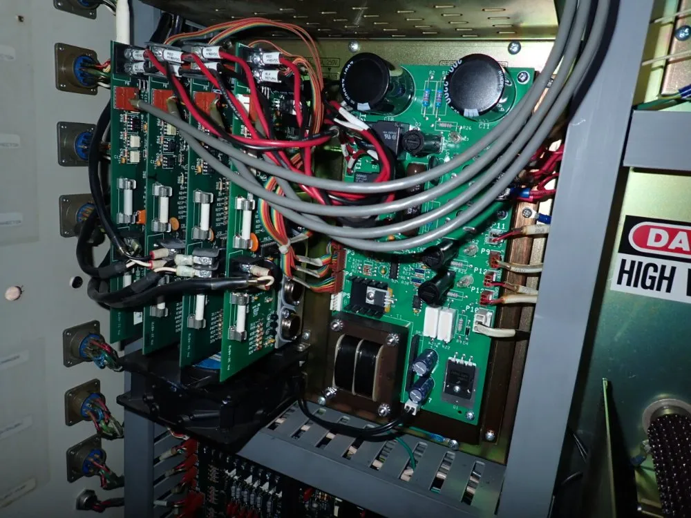 Haas 12" X 24" Cnc Vmc - Vf-2