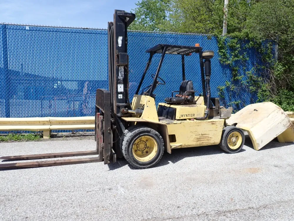 Hyster 12000 Lbs Diesel Forklift - H110xl