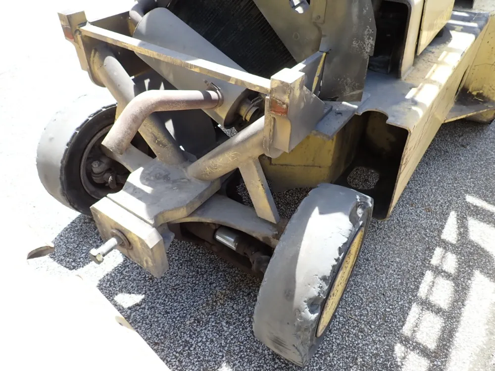 Hyster 12000 Lbs Diesel Forklift - H110xl