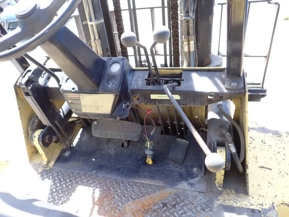 Hyster 12000 Lbs Diesel Forklift - H110xl