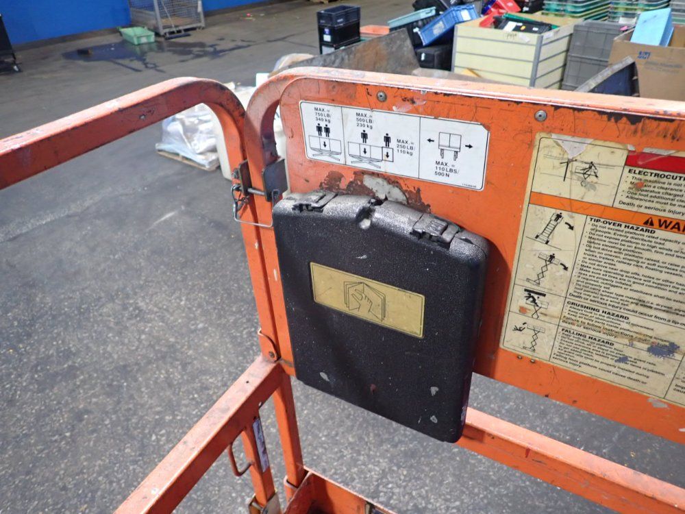 Jlg 750 Lbs Scissor Lift - 2646-e2
