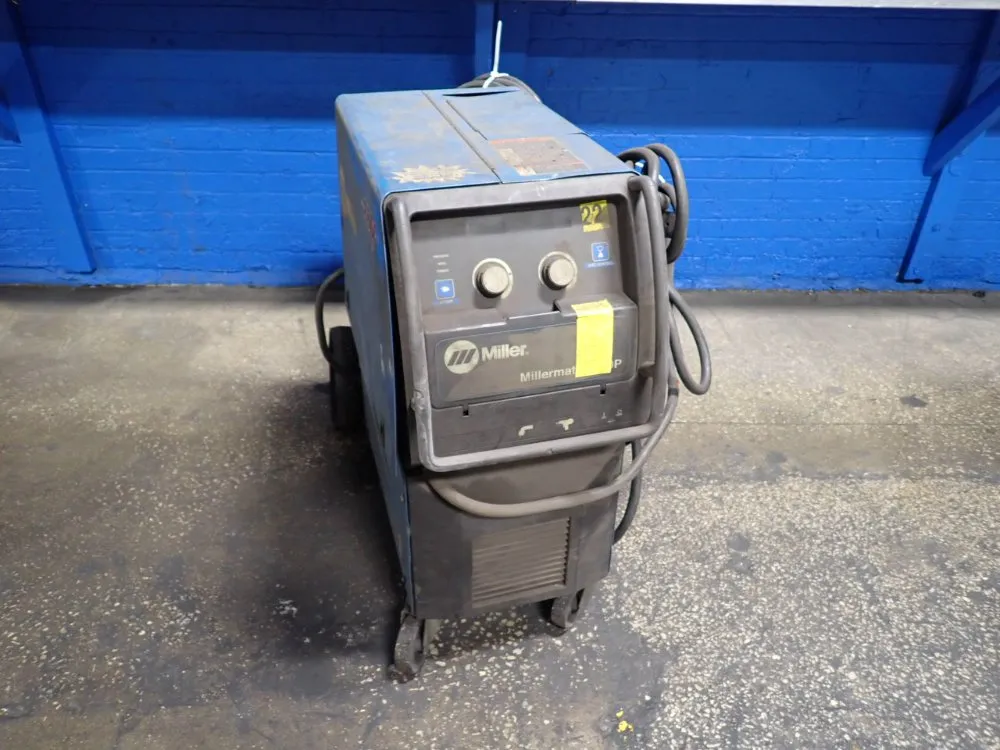 Miller 300 A Welder - Millermatic 350p