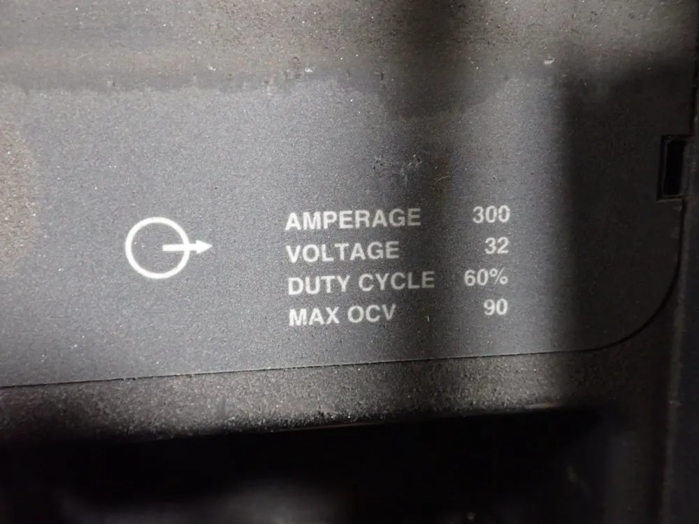 Miller 300 A Welder - Millermatic 350p
