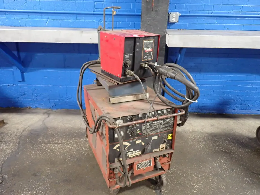 Lincoln 250 A Welder - Dc-250