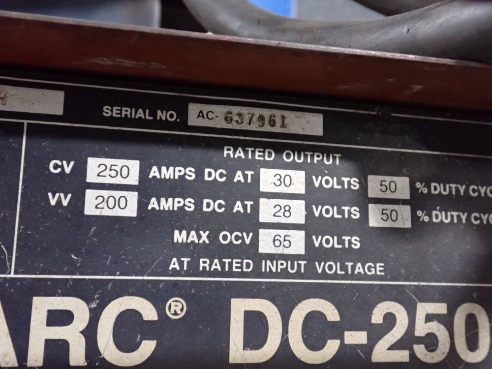 Lincoln 250 A Welder - Dc-250