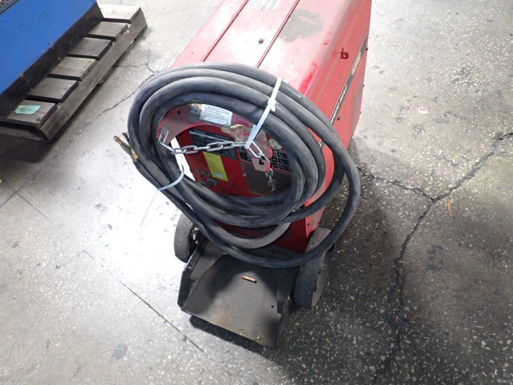 Lincoln 350 A Welder - Power Mig 350 Mp