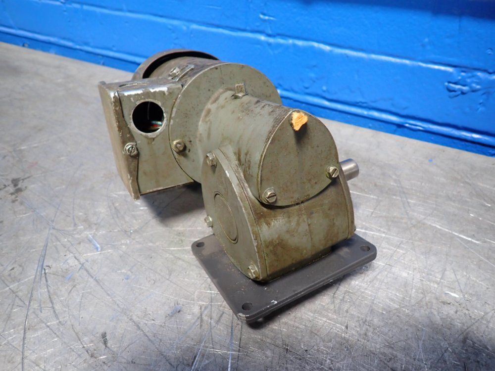 Dayton 1/8 Hp Permanent Split Capacitor Gearmotor - 4z722
