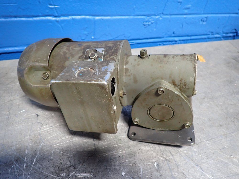 Dayton 1/8 Hp Permanent Split Capacitor Gearmotor - 4z722
