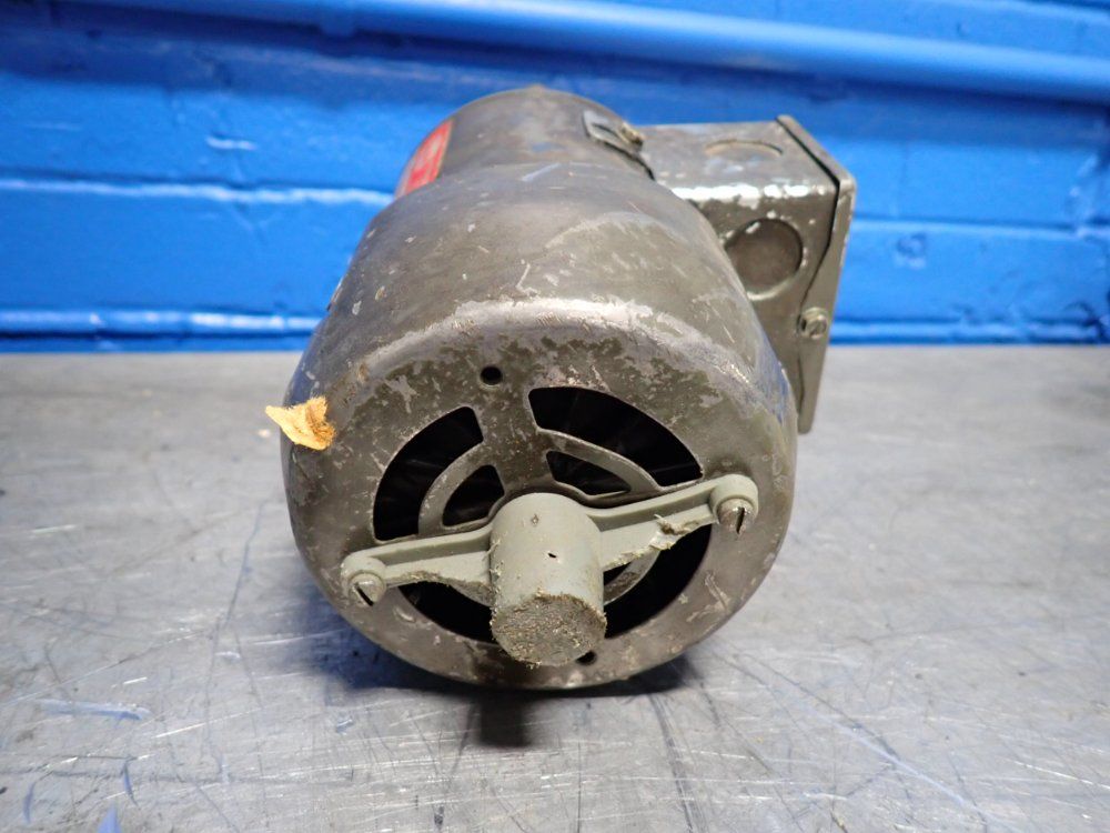 Dayton 1/8 Hp Permanent Split Capacitor Gearmotor - 4z722