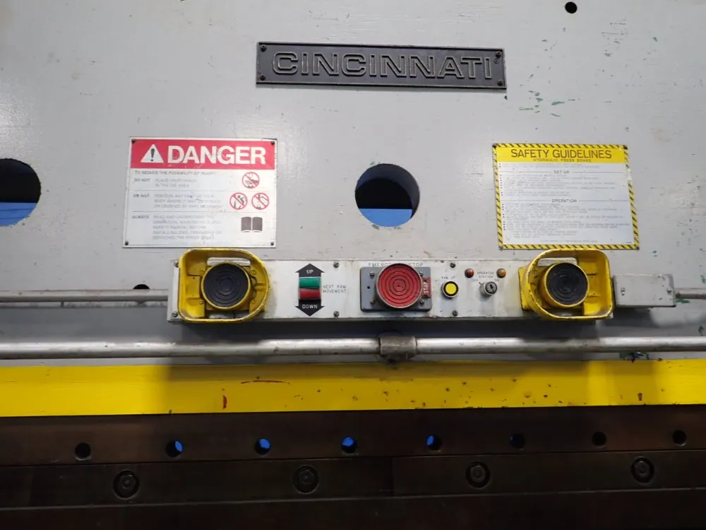 Cincinnati 135 T X 10’ Press Brake - 135 Cb X 10