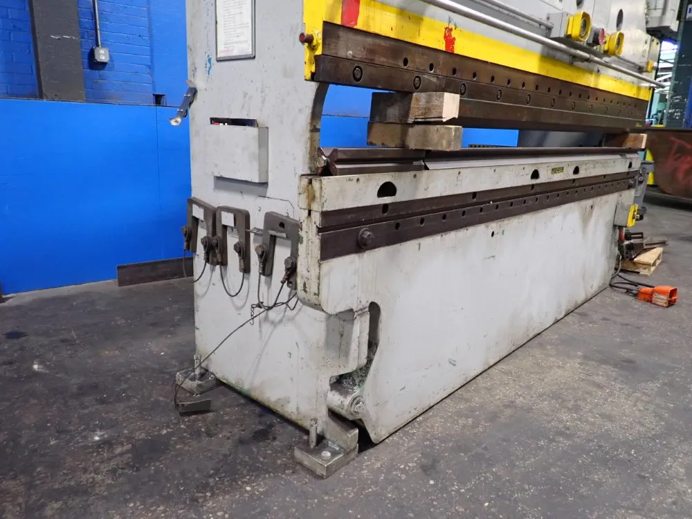 Cincinnati 135 T X 10’ Press Brake - 135 Cb X 10