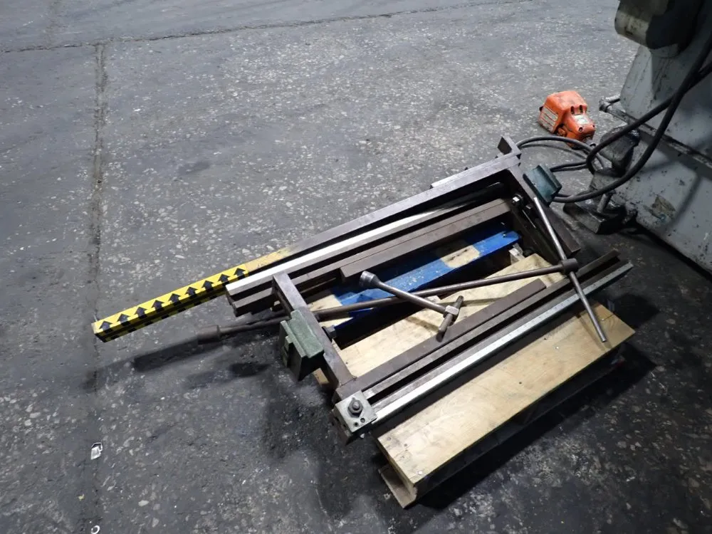 Cincinnati 135 T X 10’ Press Brake - 135 Cb X 10