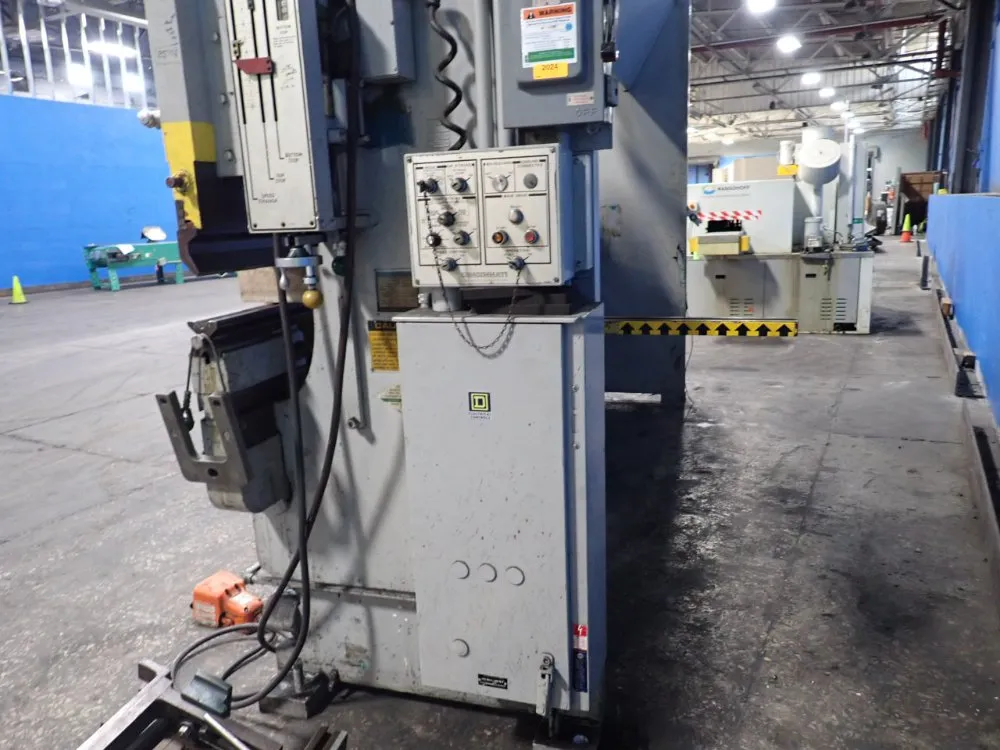 Cincinnati 135 T X 10’ Press Brake - 135 Cb X 10