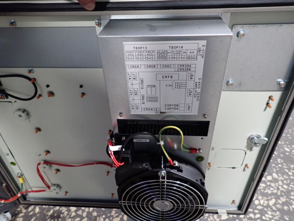 Fanuc Robot Controller W/teach Pendant - R-30ib