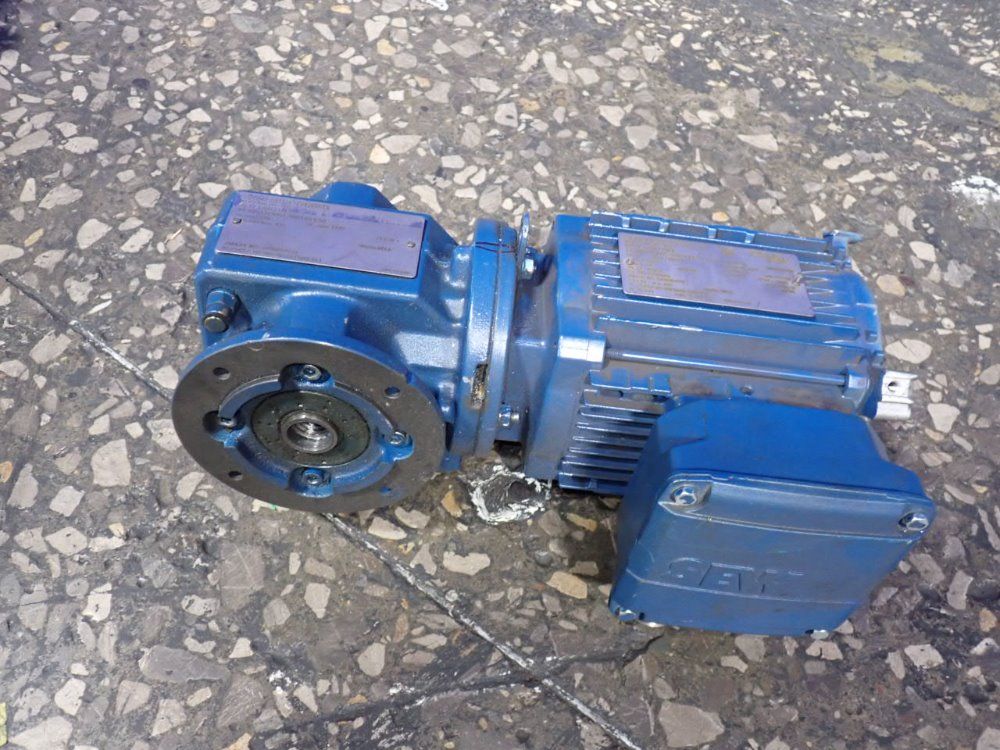 Sew Eurodrive 0.50 Hp Gear Drive - Sf37 Drn71m4
