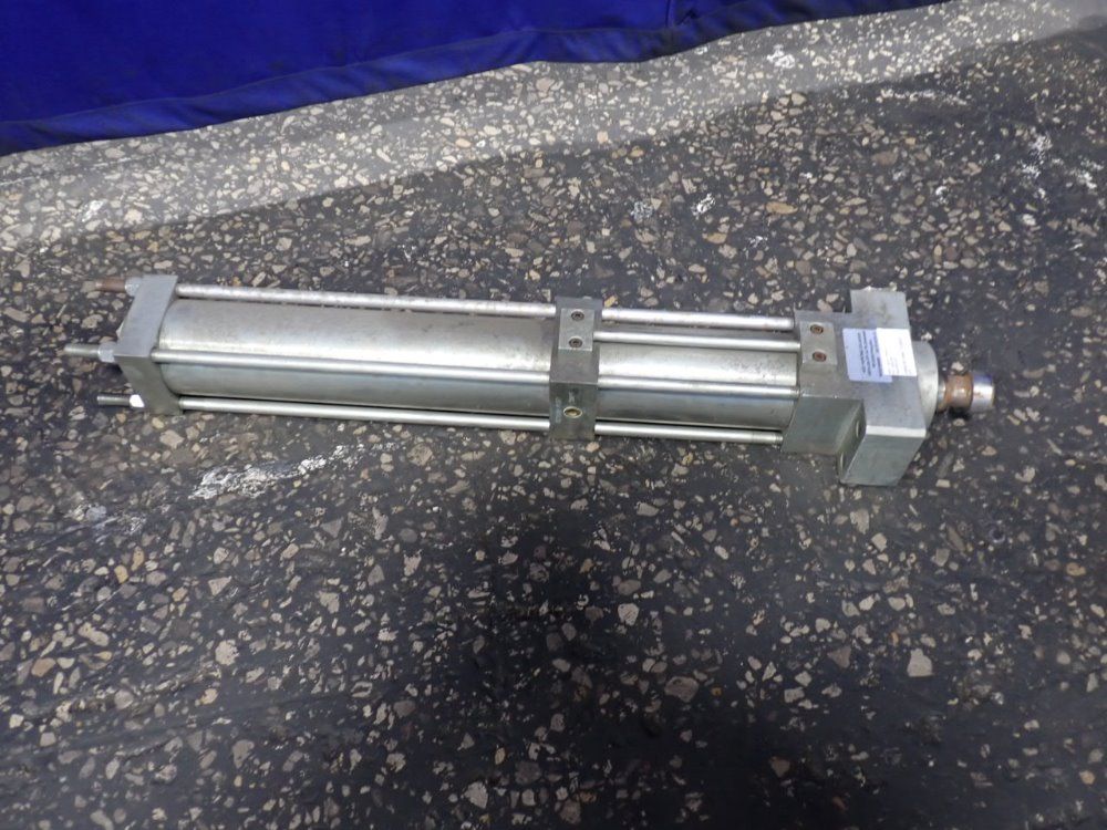 Reo Cylinder - M40608