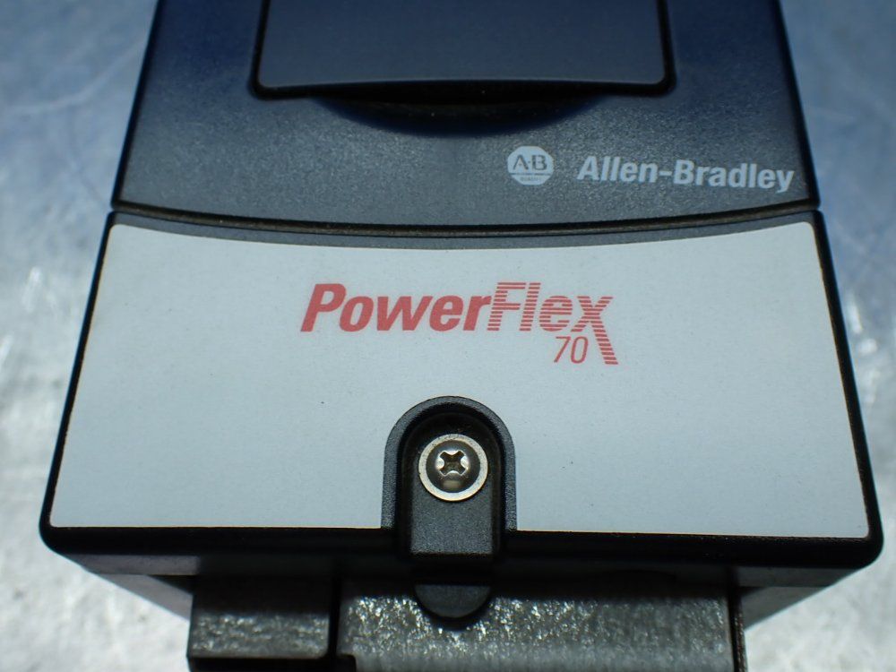 Allen-bradley 2hp Powerflex 70 Ac Servo Drive - 20ad3p4a0aynnnc0