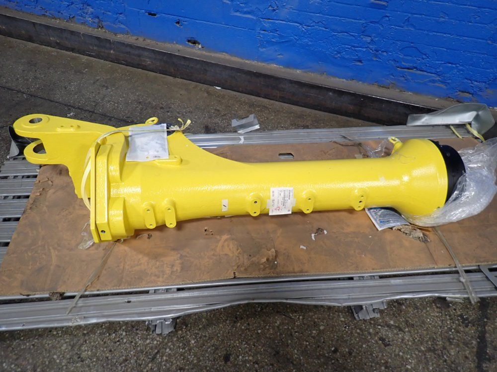 Fanuc Robot Arm Assembly - A290-7335-v401