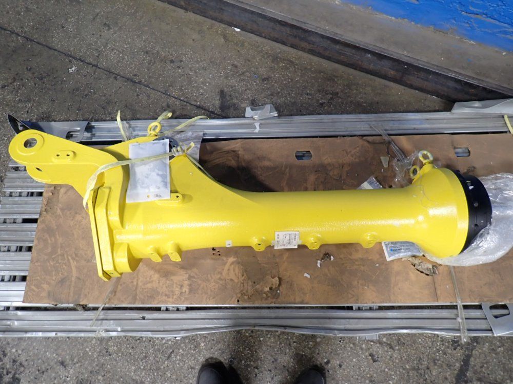 Fanuc Robot Arm Assembly - A290-7335-v401