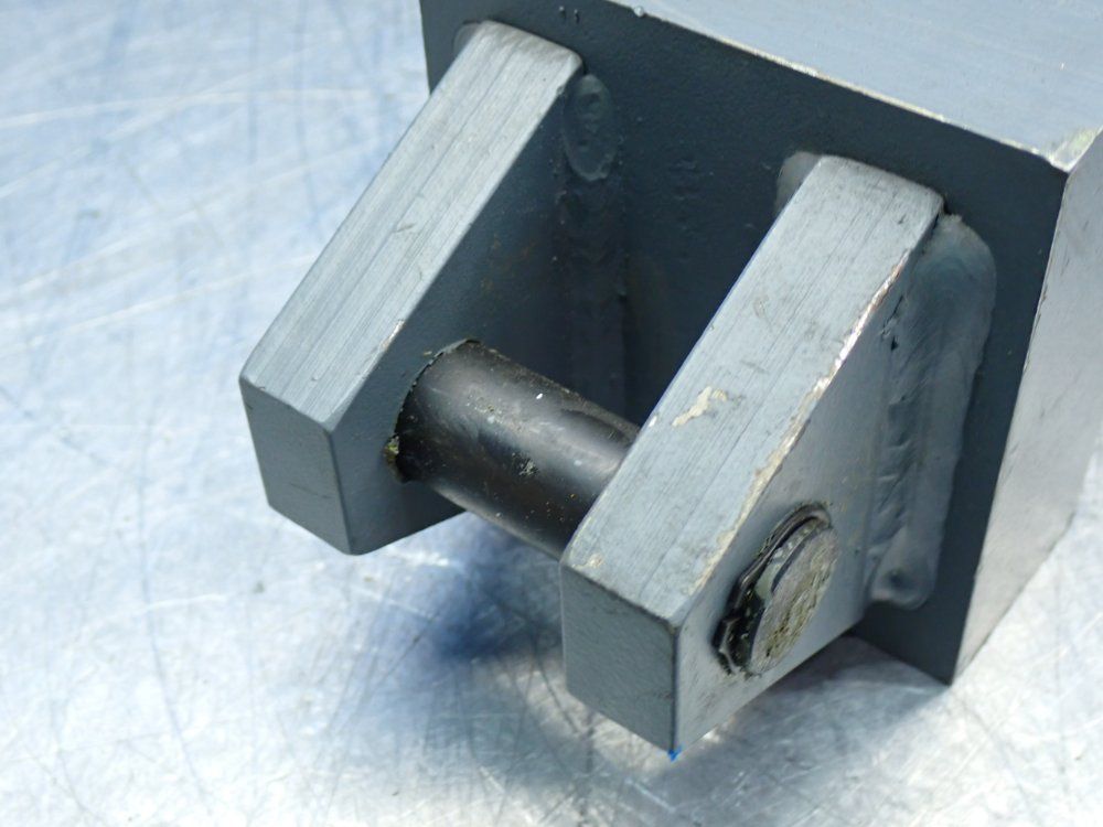Miller Series-hv2 Hydraulic Cylinder - Hv2-84b2b-02.50-8.000-0100-s22t-0
