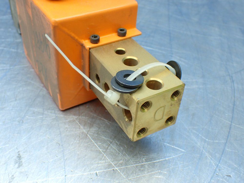 Welker Pneumatic Clamp - Sb4n025b010d001d000