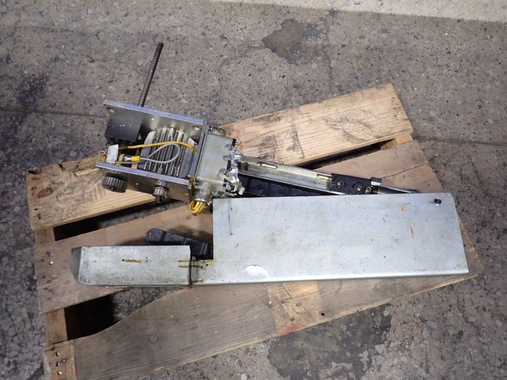 Berg Electromechanical Clamping System - Psv