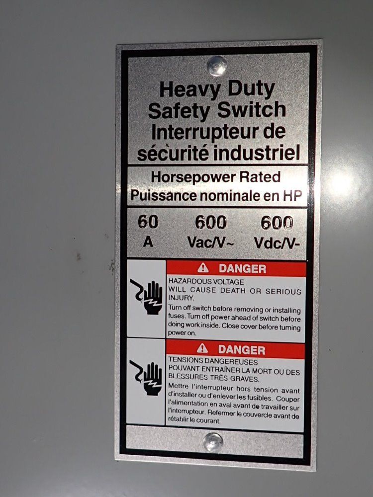 Siemens 60 Amps Fusible Disconnect - Hfc362j