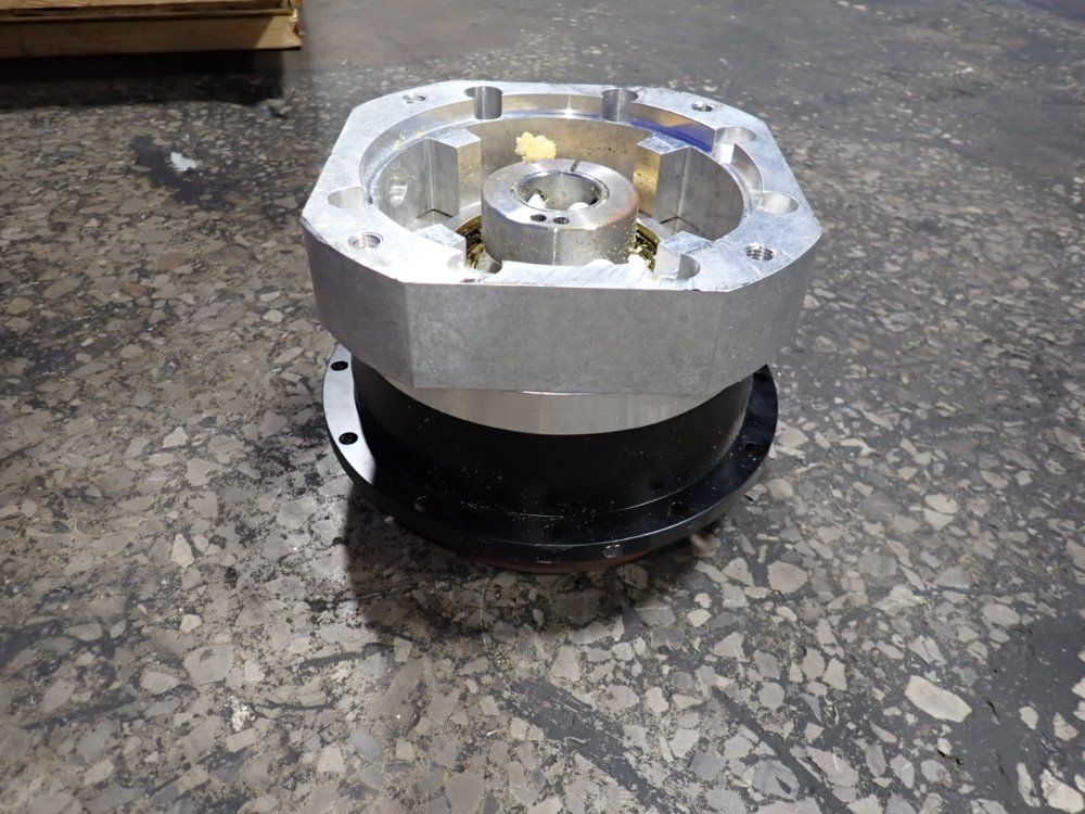 Wittenstein 5 Ratio Gear Reducer - Tp 110x-mf1-5-0k1-2s