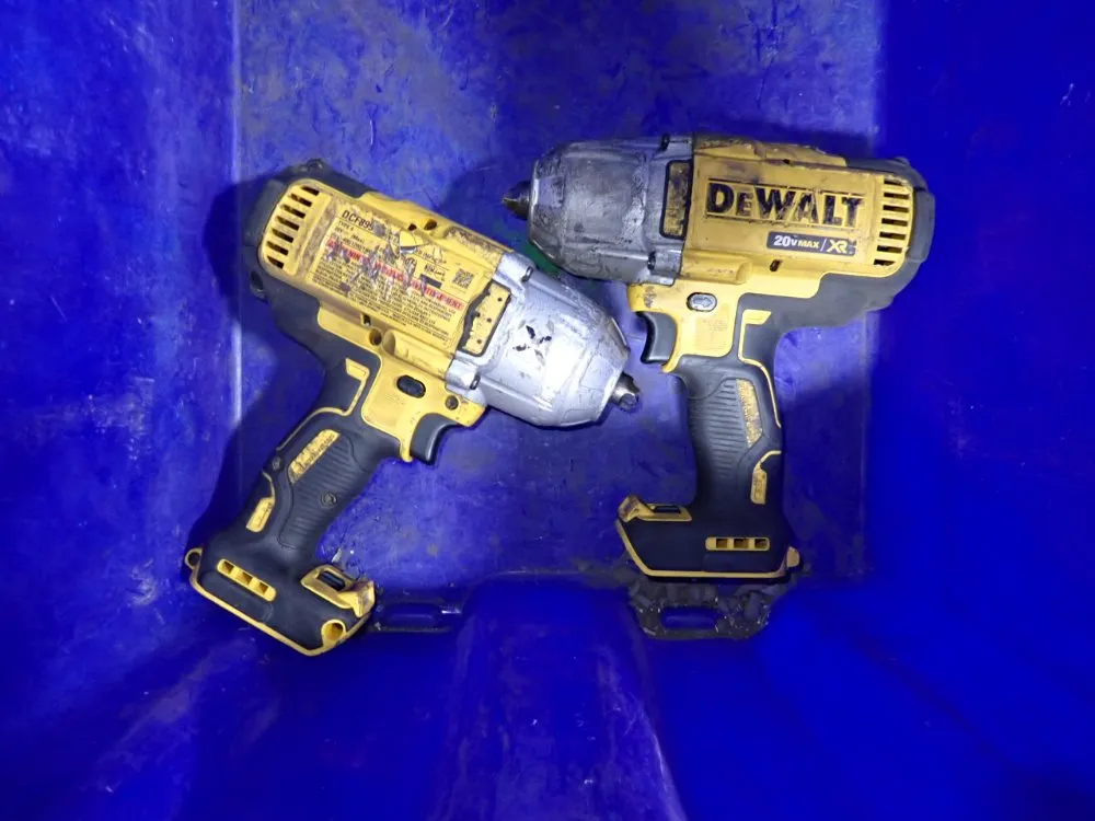 Dewalt Impact Wrenches - Dcf899