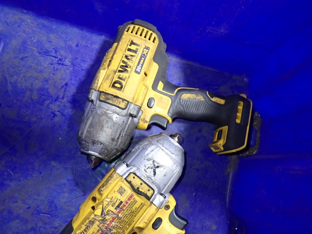 Dewalt Impact Wrenches - Dcf899