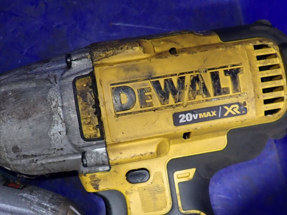 Dewalt Impact Wrenches - Dcf899
