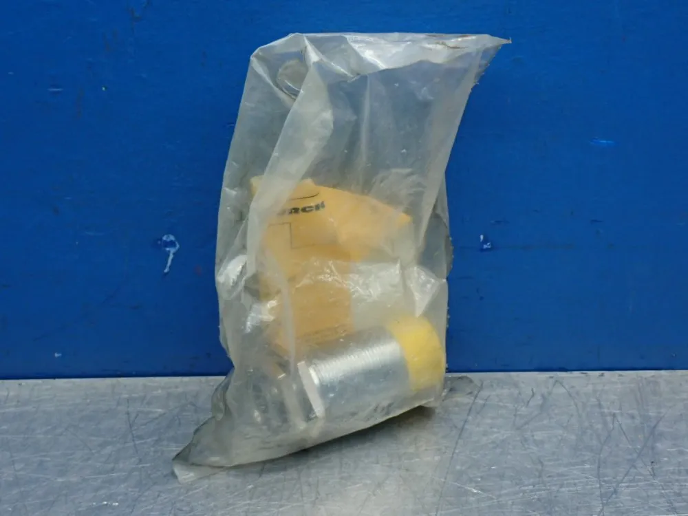 Turck Proximity Sensor - Ni15-g30-ap6x-b1141