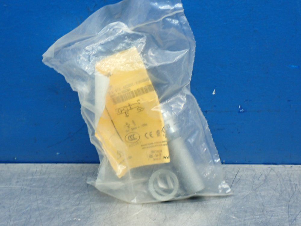 Turck Inductive Sensor Unit - Bl5-gt18-adz30x2-b1331/s34/s1589