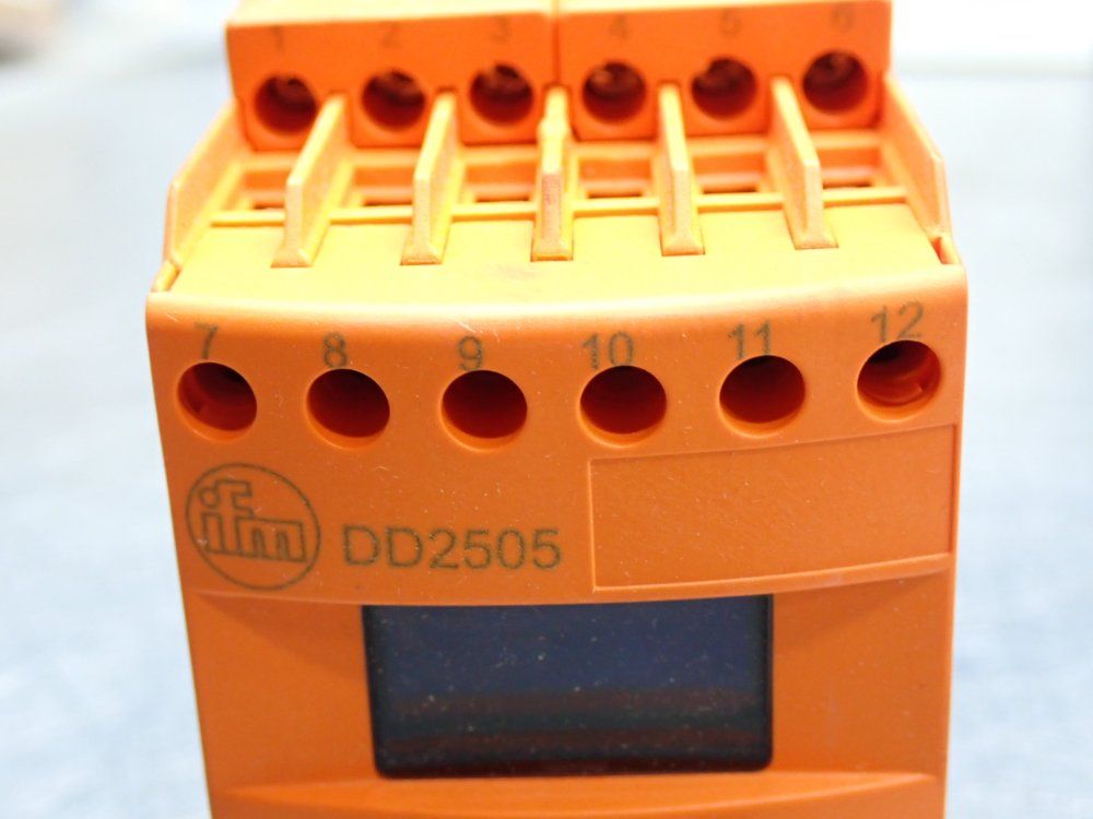 Ifm Speed Monitor Unit - Dd2505
