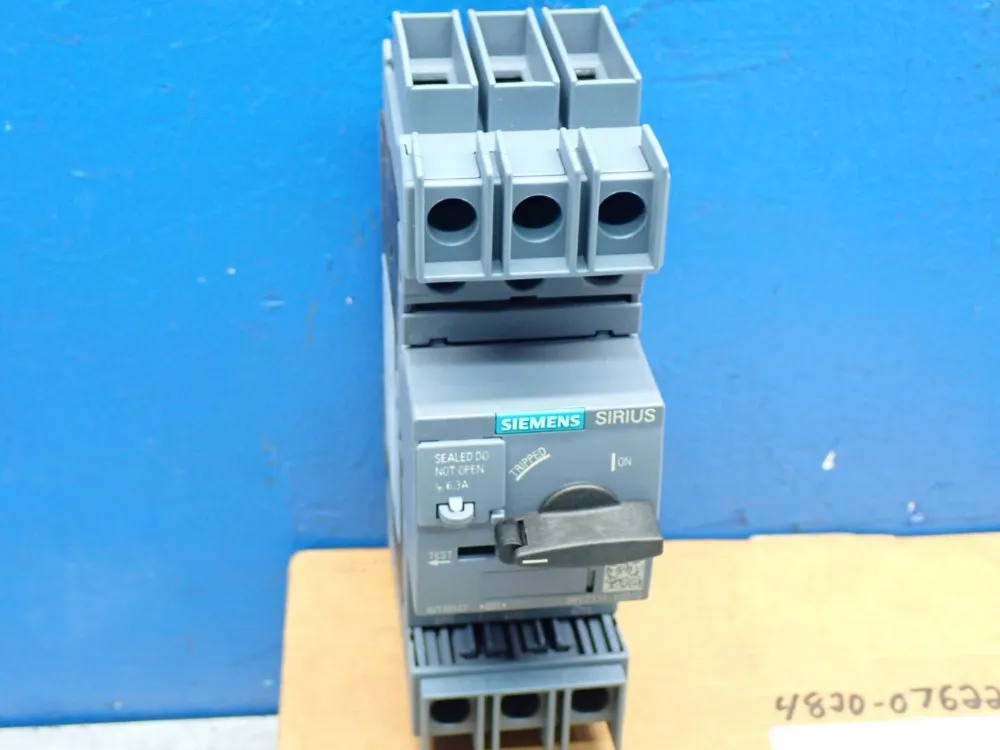 Siemens 3rv2-series Sirius Motor Protection Circuit Breaker - 3rv2711-1gd10